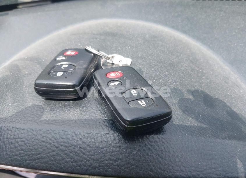 Photo 11 of 2012 Toyota Avalon LIMITED (VIN 4T1BK3DB3CU462447)