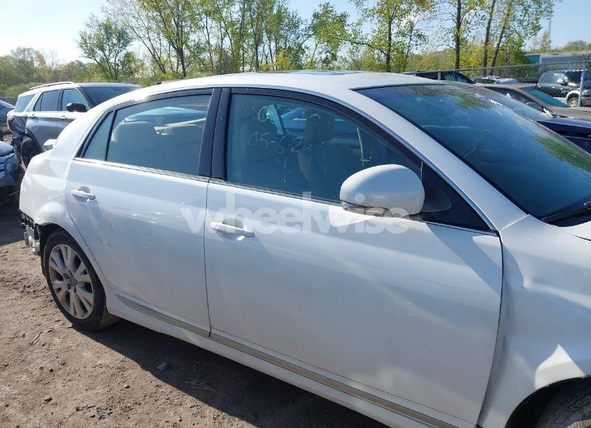 Photo 14 of 2012 Toyota Avalon (VIN 4T1BK3DB3CU469110)