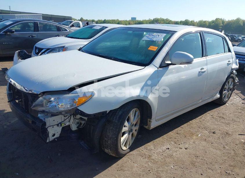 Photo 2 of 2012 Toyota Avalon (VIN 4T1BK3DB3CU469110)
