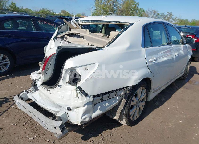 Photo 4 of 2012 Toyota Avalon (VIN 4T1BK3DB3CU469110)