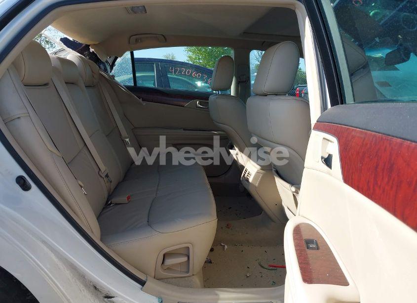 Photo 8 of 2012 Toyota Avalon (VIN 4T1BK3DB3CU469110)