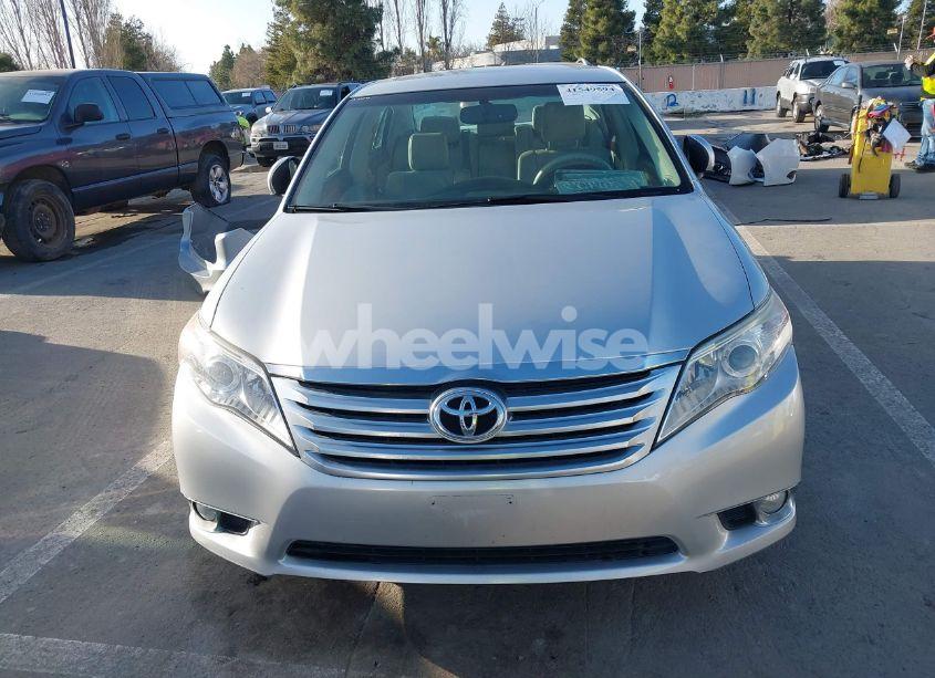 Photo 13 of 2012 Toyota Avalon (VIN 4T1BK3DB3CU472606)