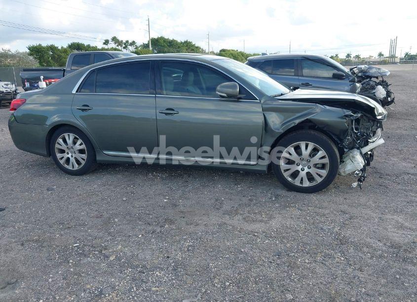 2011 Toyota Avalon (VIN 4T1BK3DB4BU374117) main photo