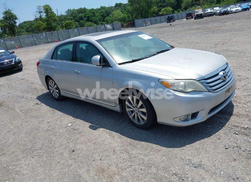 2011 Toyota Avalon LIMITED (VIN 4T1BK3DB4BU404054) main photo