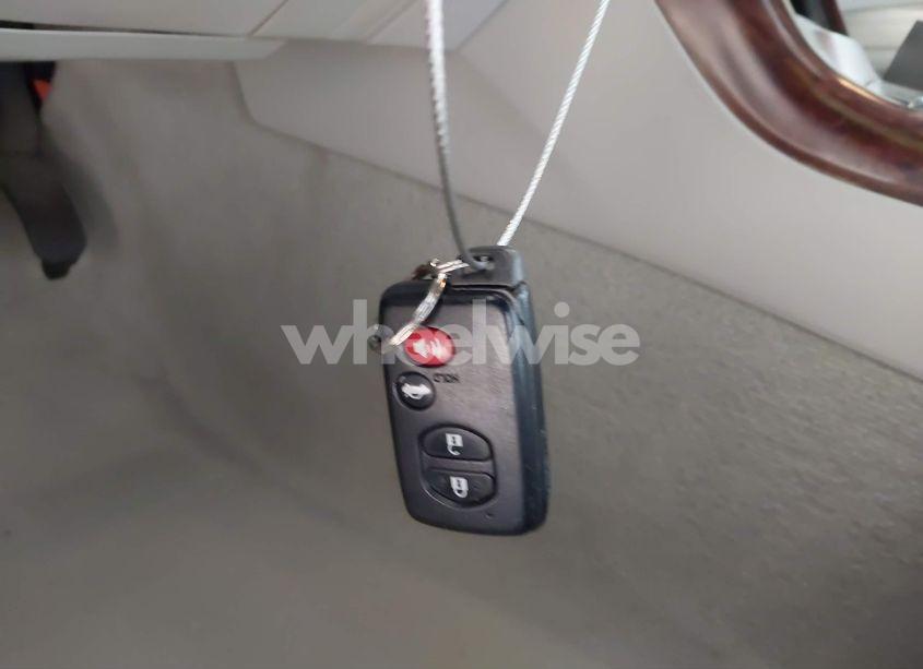 Photo 11 of 2011 Toyota Avalon LIMITED (VIN 4T1BK3DB4BU431738)