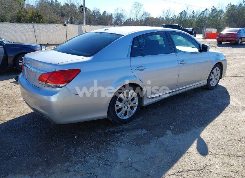 Photo 4 of 2012 Toyota Avalon (VIN 4T1BK3DB4CU451330)