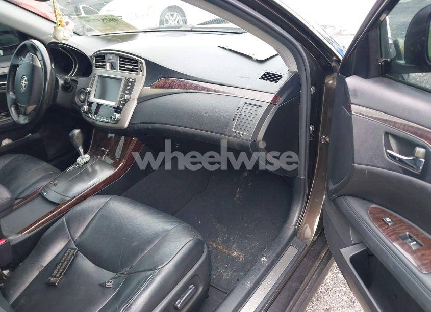 Photo 5 of 2011 Toyota Avalon (VIN 4T1BK3DB5BU375728)