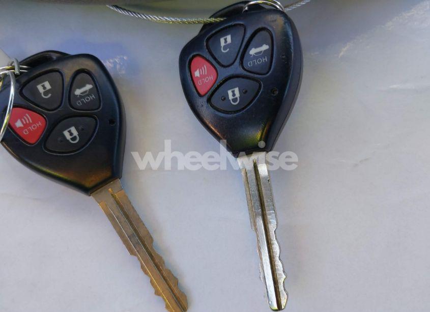 Photo 11 of 2011 Toyota Avalon (VIN 4T1BK3DB5BU385143)