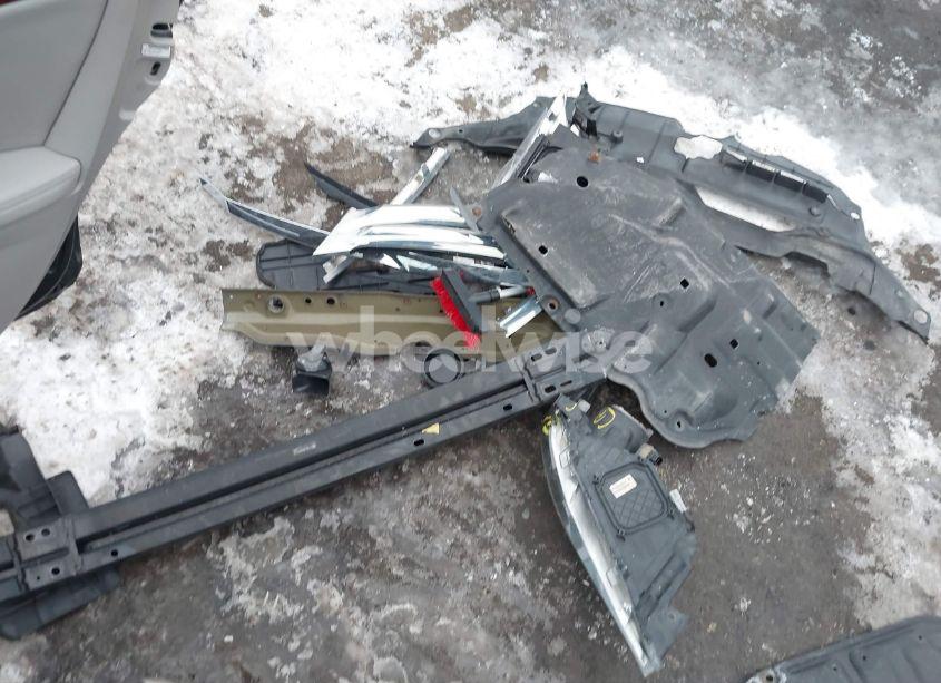 Photo 11 of 2011 Toyota Avalon LIMITED (VIN 4T1BK3DB5BU401230)