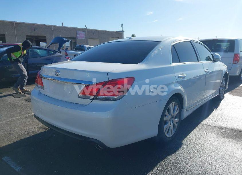 Photo 4 of 2011 Toyota Avalon (VIN 4T1BK3DB5BU407285)