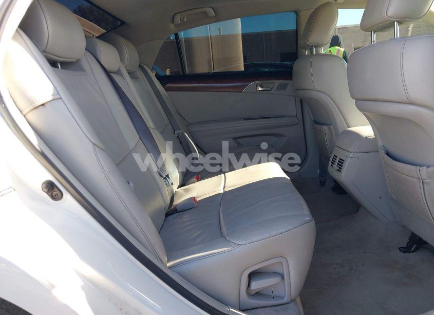 Photo 8 of 2011 Toyota Avalon (VIN 4T1BK3DB5BU407285)