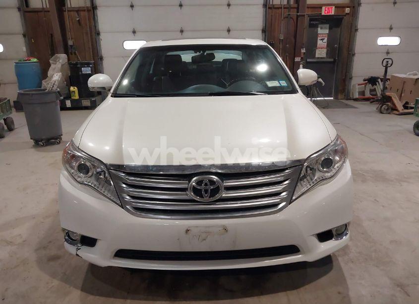 Photo 12 of 2011 Toyota Avalon LIMITED (VIN 4T1BK3DB5BU414561)