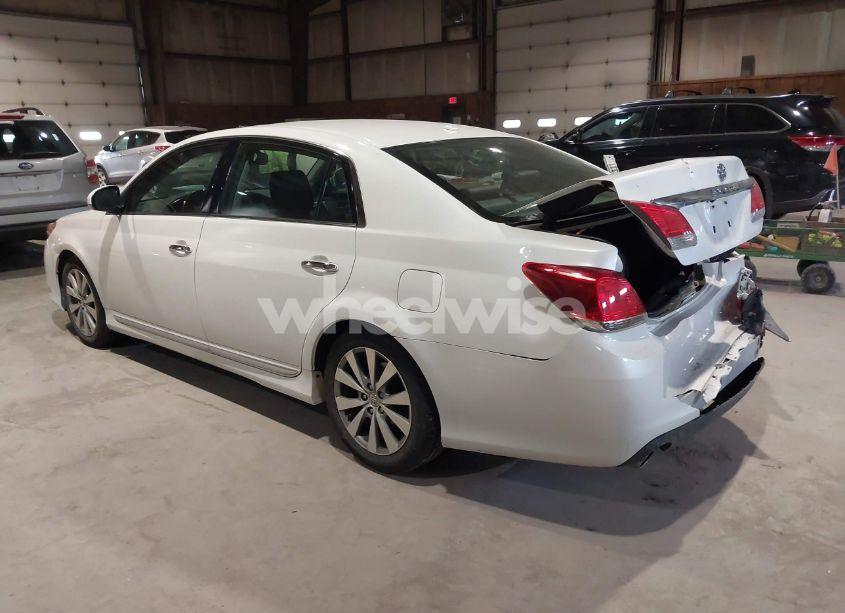 Photo 3 of 2011 Toyota Avalon LIMITED (VIN 4T1BK3DB5BU414561)