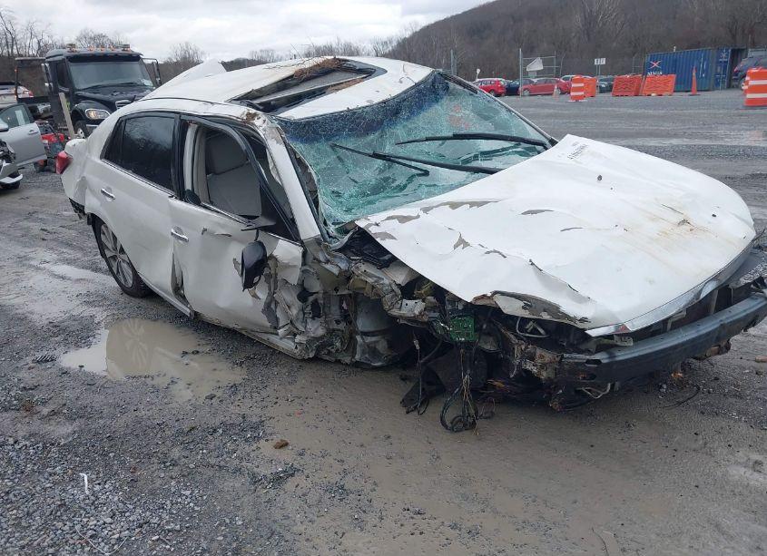 2011 Toyota Avalon LIMITED (VIN 4T1BK3DB5BU420215) main photo