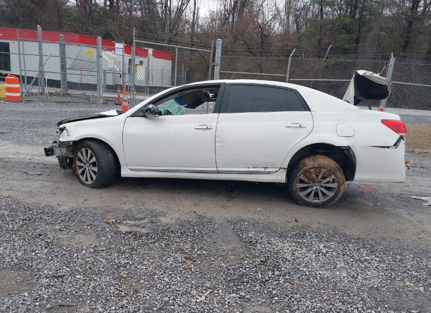 Photo 14 of 2011 Toyota Avalon LIMITED (VIN 4T1BK3DB5BU420215)