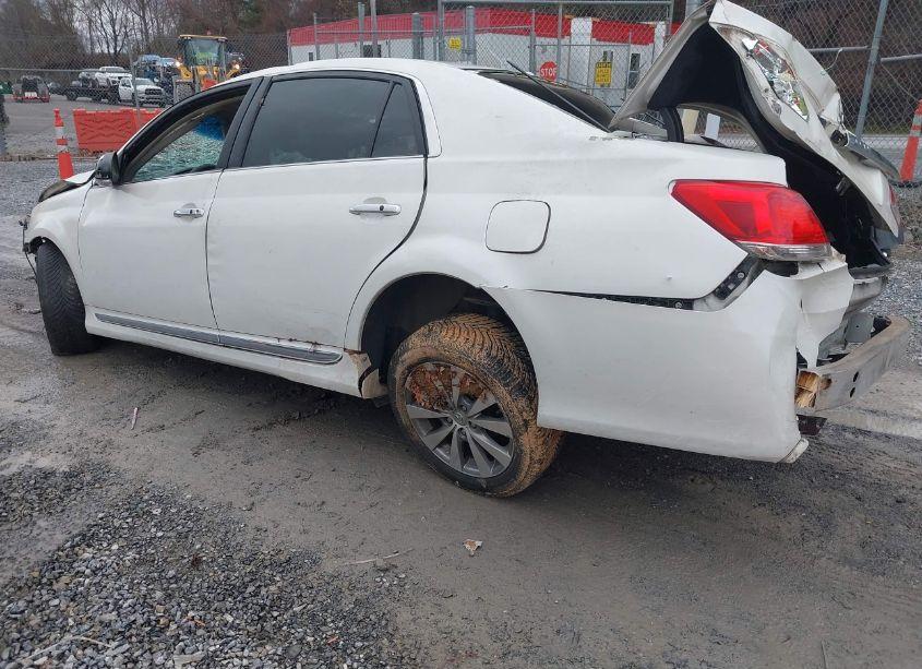 Photo 3 of 2011 Toyota Avalon LIMITED (VIN 4T1BK3DB5BU420215)