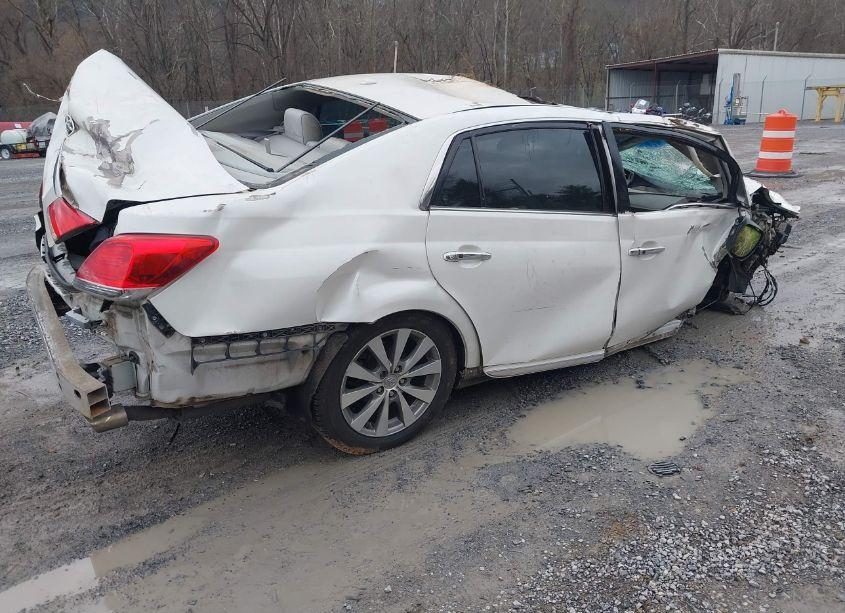 Photo 4 of 2011 Toyota Avalon LIMITED (VIN 4T1BK3DB5BU420215)