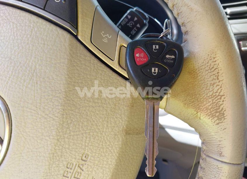 Photo 11 of 2011 Toyota Avalon (VIN 4T1BK3DB5BU425947)