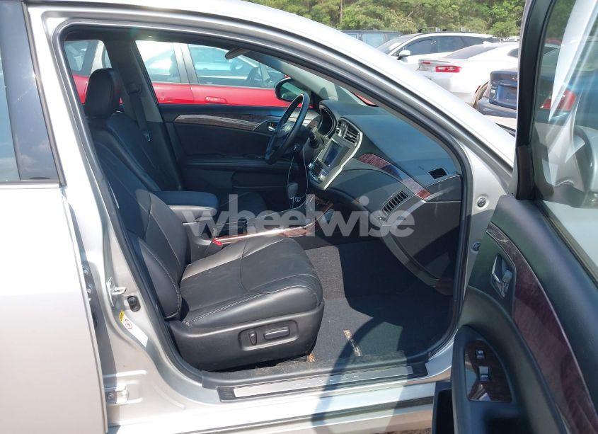 Photo 5 of 2011 Toyota Avalon (VIN 4T1BK3DB5BU432235)