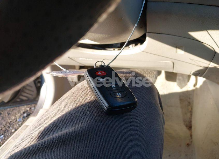 Photo 11 of 2012 Toyota Avalon LIMITED (VIN 4T1BK3DB5CU471635)