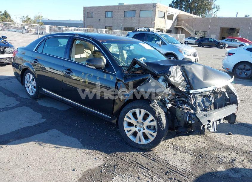 2011 Toyota Avalon (VIN 4T1BK3DB6BU403682) main photo