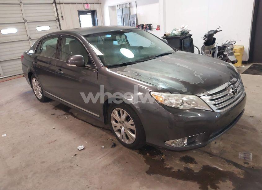 2011 Toyota Avalon (VIN 4T1BK3DB6BU432597) main photo