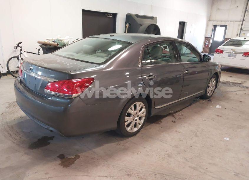 Photo 4 of 2011 Toyota Avalon (VIN 4T1BK3DB6BU432597)