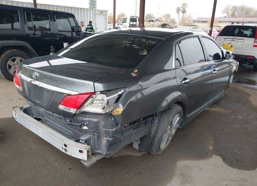 Photo 4 of 2012 Toyota Avalon LIMITED (VIN 4T1BK3DB6CU473233)