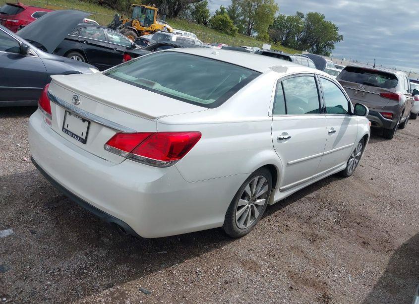 Photo 4 of 2011 Toyota Avalon LIMITED (VIN 4T1BK3DB7BU397942)