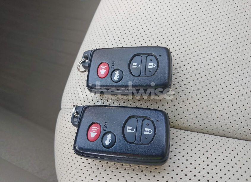 Photo 11 of 2011 Toyota Avalon LIMITED (VIN 4T1BK3DB7BU427862)