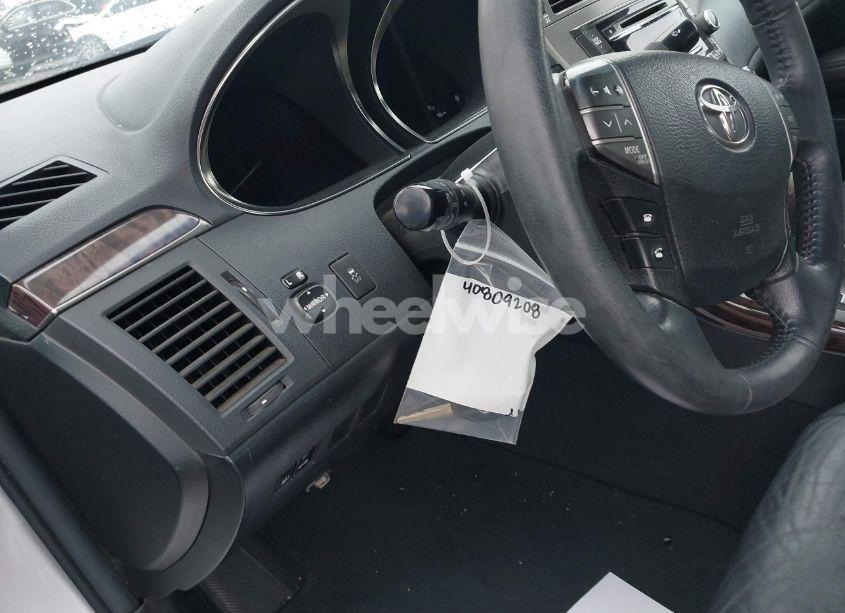 Photo 18 of 2012 Toyota Avalon (VIN 4T1BK3DB7CU449944)