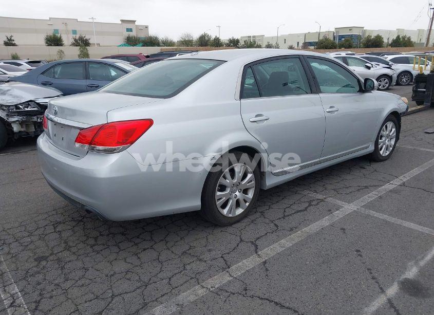 Photo 4 of 2012 Toyota Avalon (VIN 4T1BK3DB7CU449944)