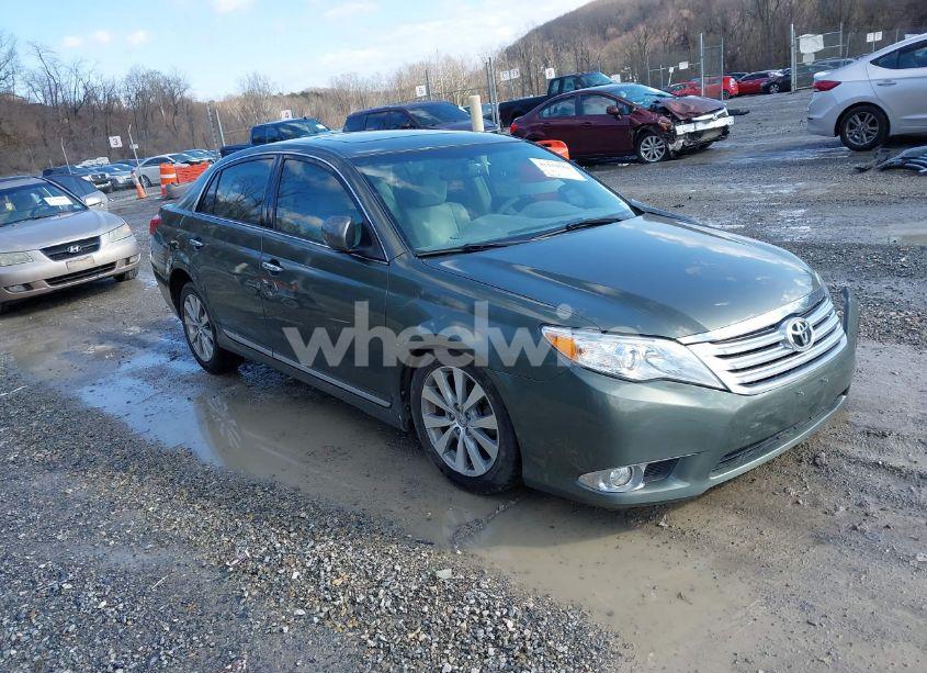 2012 Toyota Avalon LIMITED (VIN 4T1BK3DB7CU460748) main photo