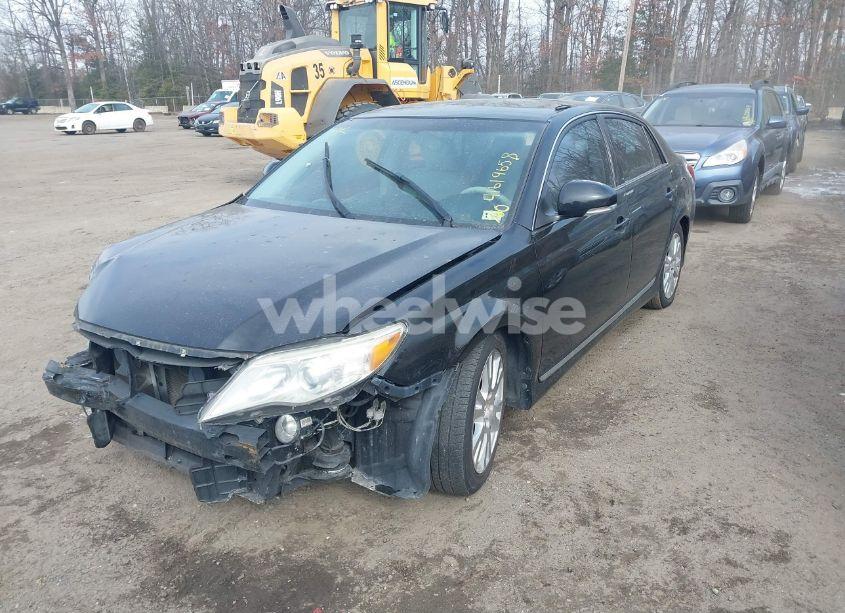 Photo 2 of 2011 Toyota Avalon (VIN 4T1BK3DB8BU380082)
