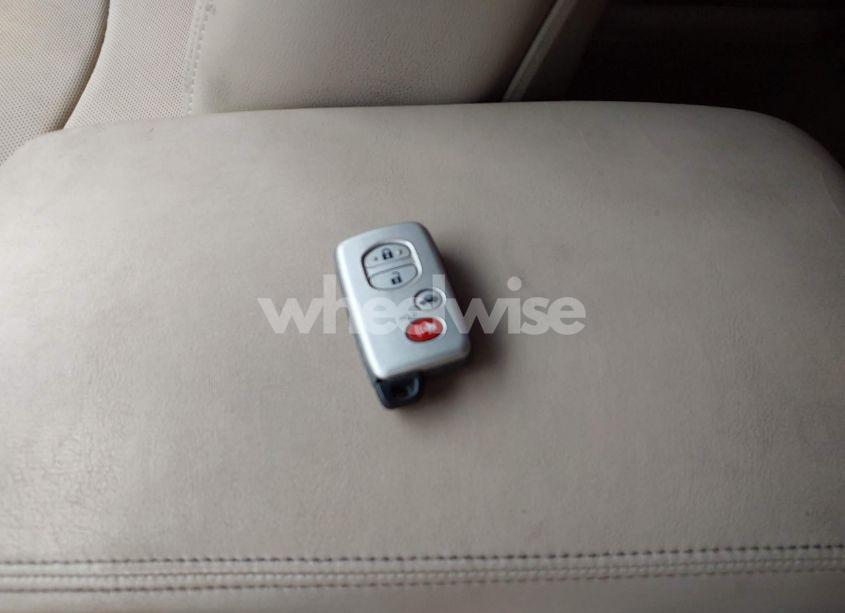 Photo 11 of 2011 Toyota Avalon LIMITED (VIN 4T1BK3DB8BU408172)