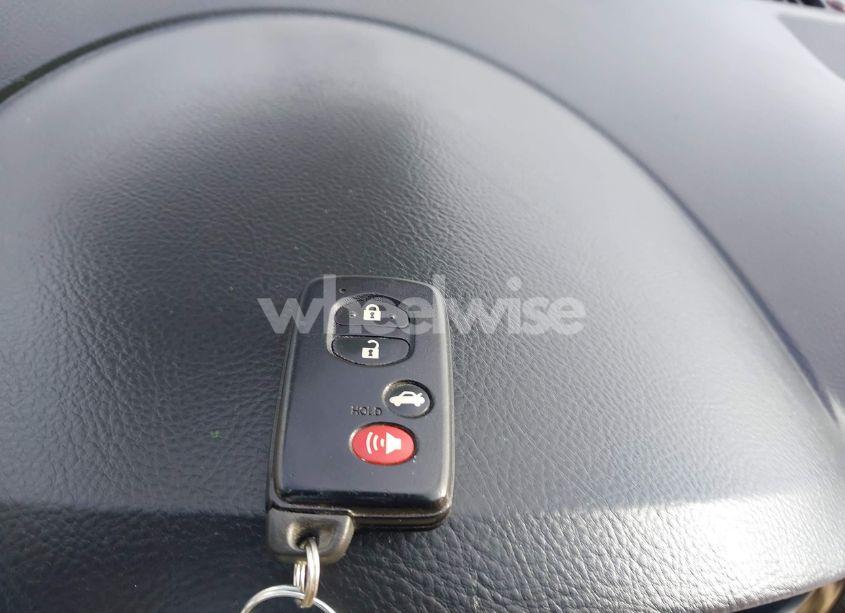 Photo 11 of 2011 Toyota Avalon LIMITED (VIN 4T1BK3DB8BU420516)