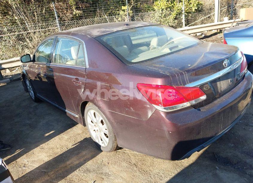 Photo 3 of 2011 Toyota Avalon (VIN 4T1BK3DB9BU394816)