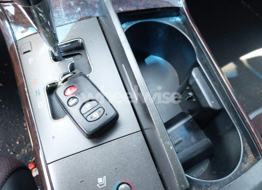 Photo 11 of 2011 Toyota Avalon LIMITED (VIN 4T1BK3DB9BU427653)