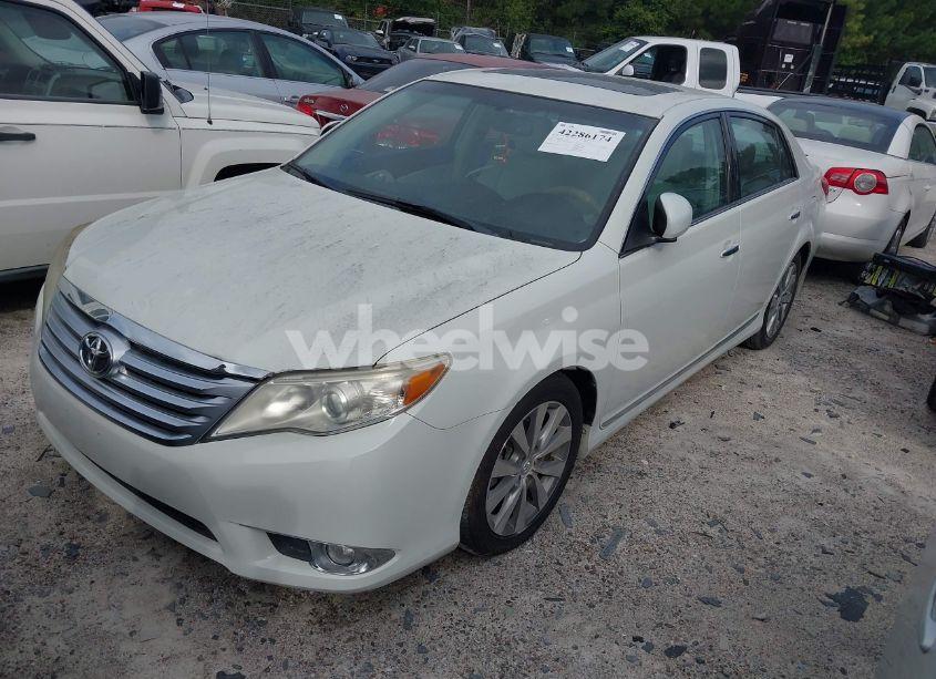 Photo 2 of 2012 Toyota Avalon LIMITED (VIN 4T1BK3DB9CU454725)