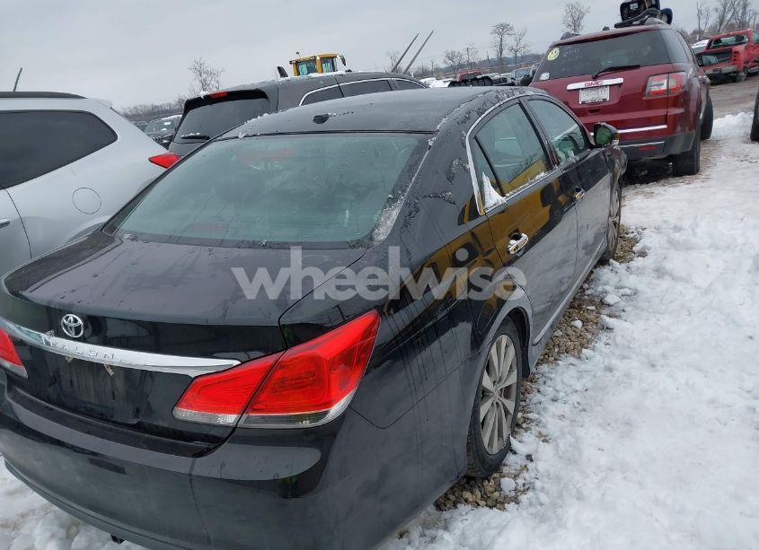 Photo 4 of 2012 Toyota Avalon (VIN 4T1BK3DB9CU470715)
