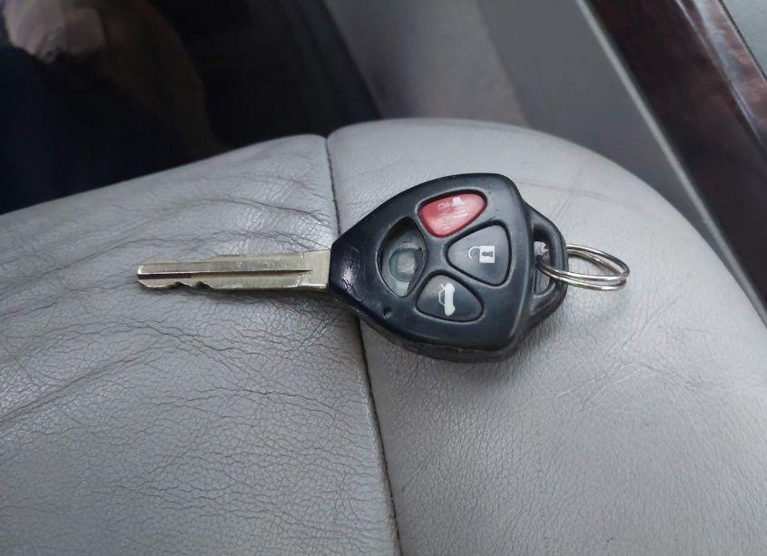 Photo 11 of 2012 Toyota Avalon (VIN 4T1BK3DB9CU470939)