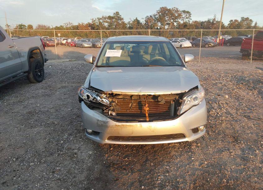 Photo 12 of 2012 Toyota Avalon (VIN 4T1BK3DB9CU470939)