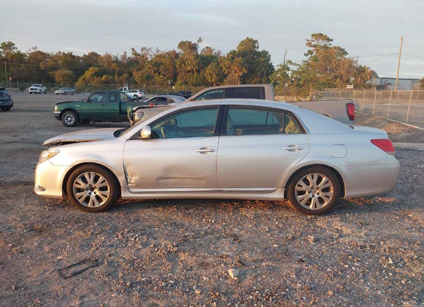 Photo 14 of 2012 Toyota Avalon (VIN 4T1BK3DB9CU470939)