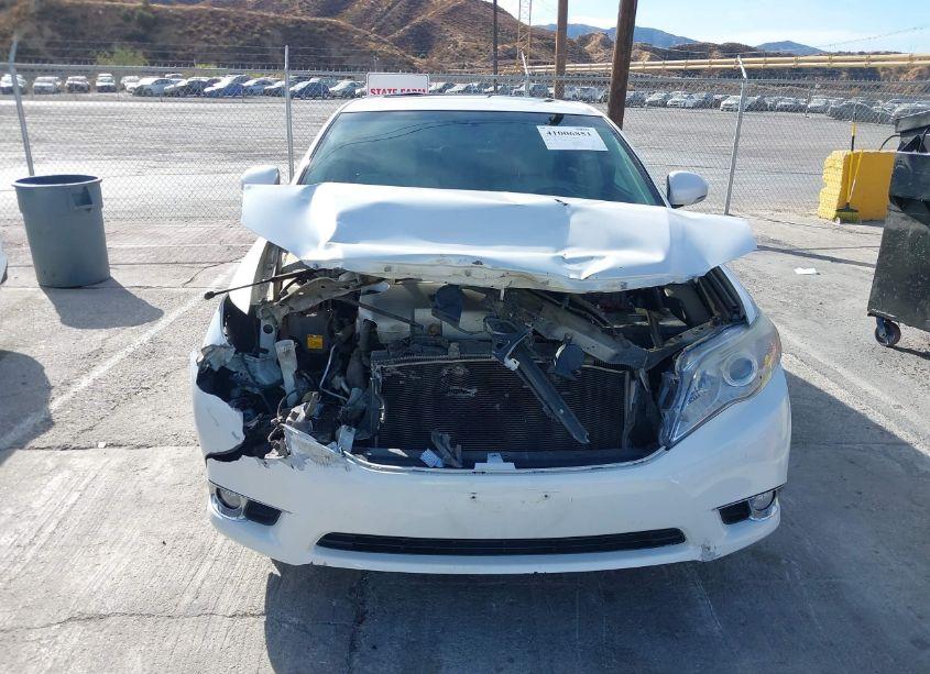 Photo 6 of 2011 Toyota Avalon LIMITED (VIN 4T1BK3DBXBU376938)