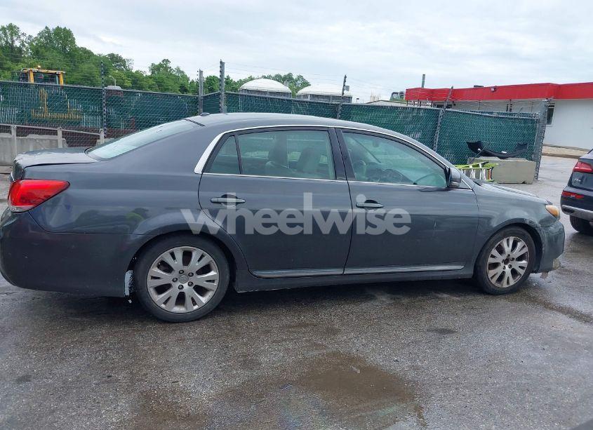 Photo 13 of 2011 Toyota Avalon LIMITED (VIN 4T1BK3DBXBU379130)