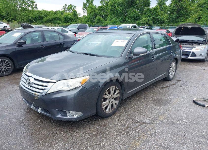 Photo 2 of 2011 Toyota Avalon LIMITED (VIN 4T1BK3DBXBU379130)