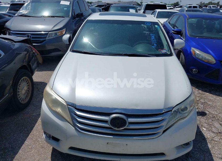 Photo 11 of 2011 Toyota Avalon LIMITED (VIN 4T1BK3DBXBU397580)