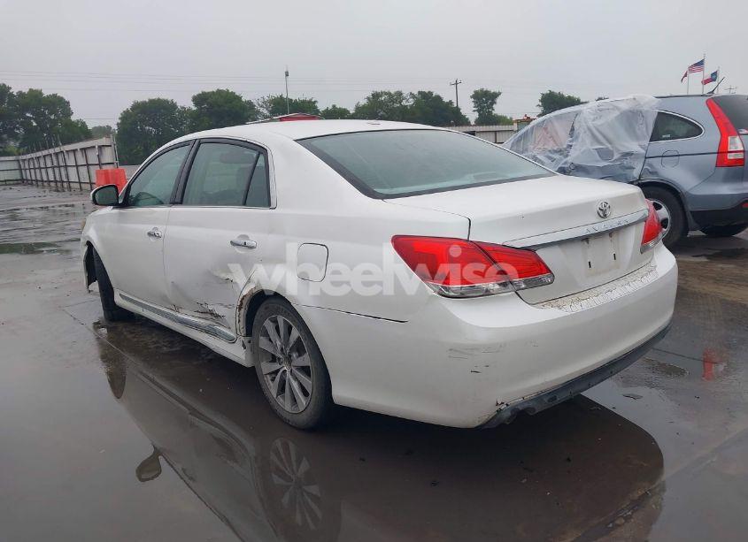 Photo 3 of 2011 Toyota Avalon LIMITED (VIN 4T1BK3DBXBU397580)
