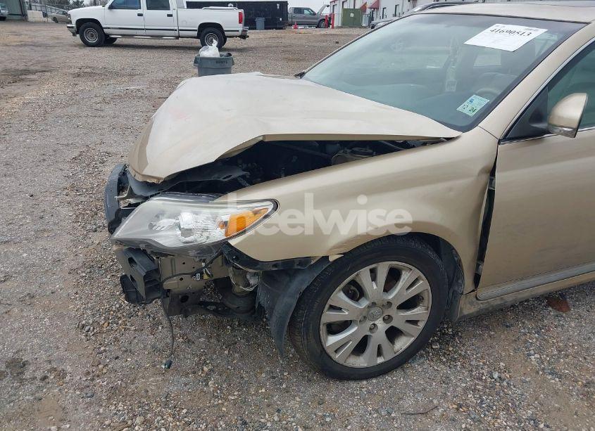 Photo 17 of 2011 Toyota Avalon (VIN 4T1BK3DBXBU429380)