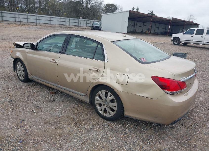 Photo 3 of 2011 Toyota Avalon (VIN 4T1BK3DBXBU429380)